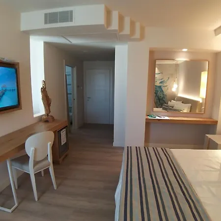 Aqua Boutique Hotel-2